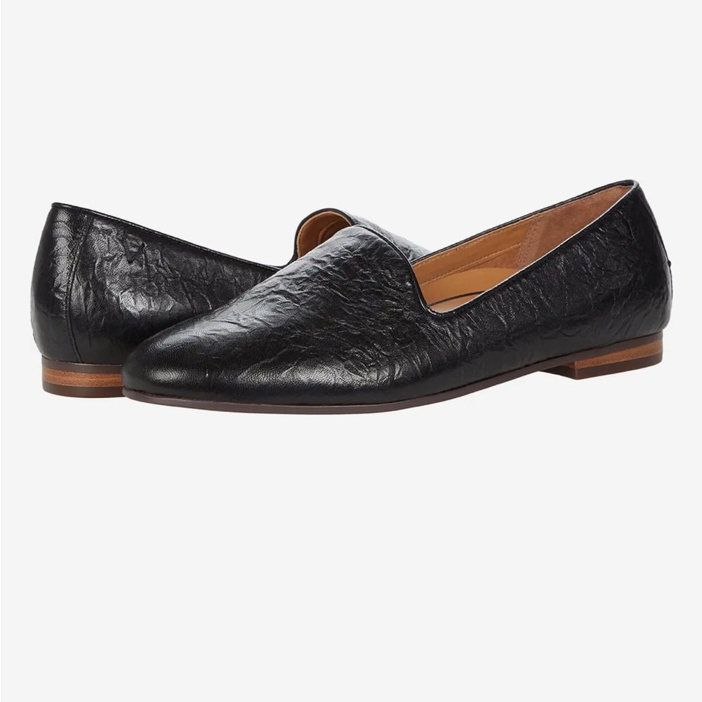 Vionic Willa II Slip-On Flat - Black, 7.5, Like New